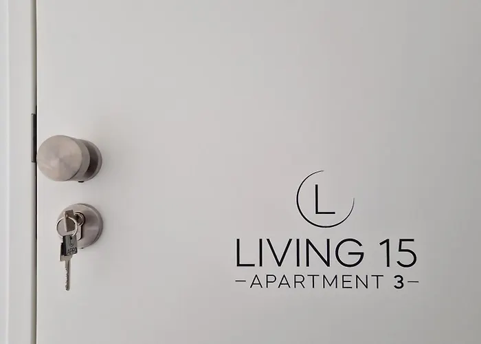 Living 15 Φούλντα